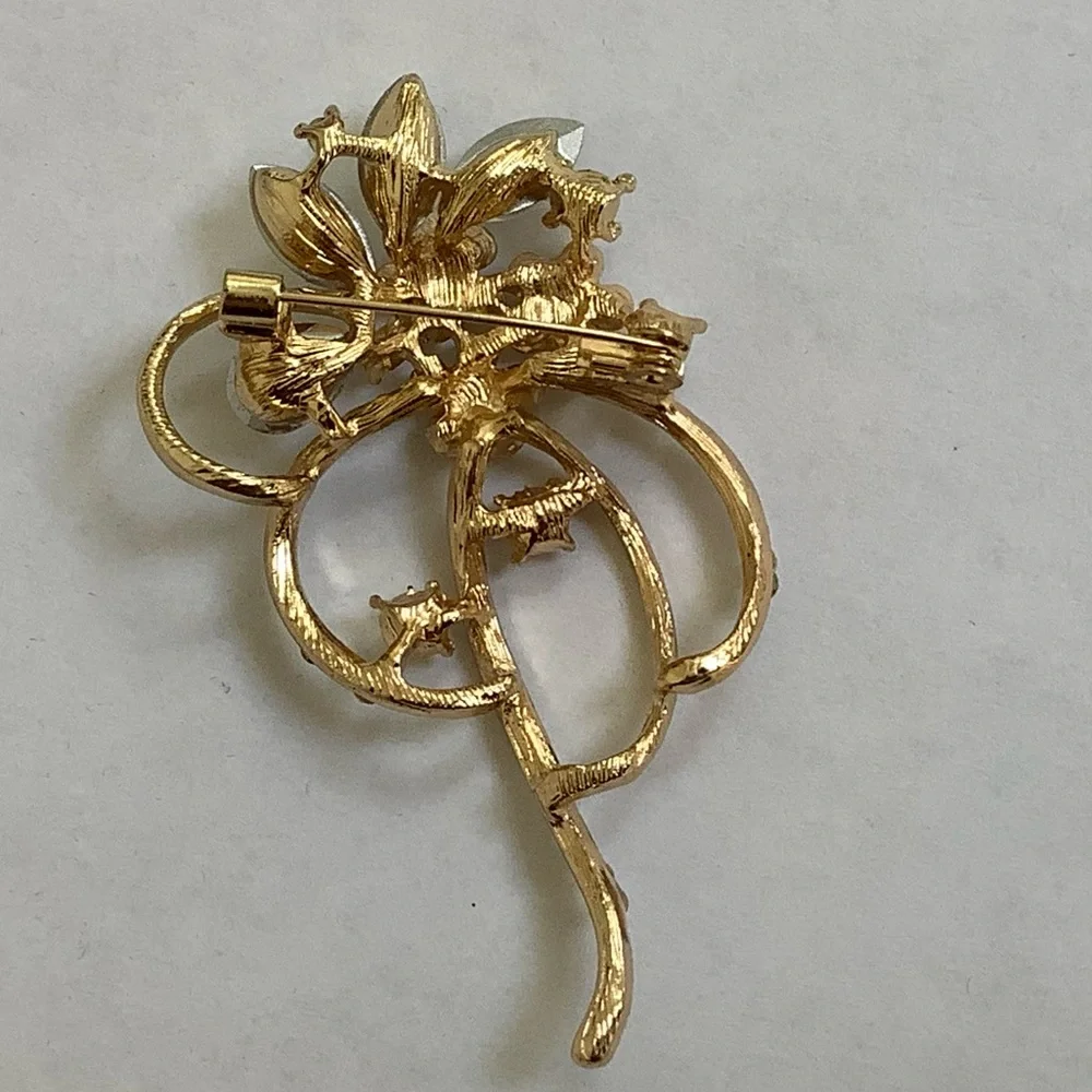 Gold Tone Flower Brooch with Clear Rhinestones - Picture 6 of 6